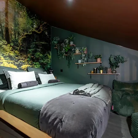 Apartment Cineroom - Jungle Fever Saint-Maur-des-Fosses